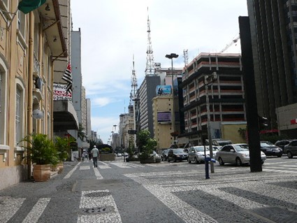ＡSnapshot of Avenida Paulisita